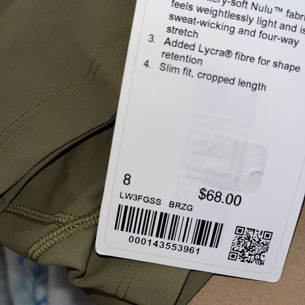 NWT Lululemon Align Tee - Picture 6 of 6